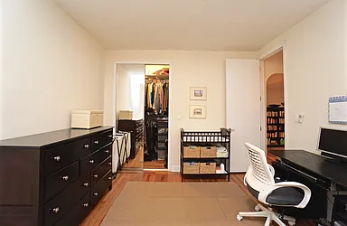 Sold by Bizzarro Agency