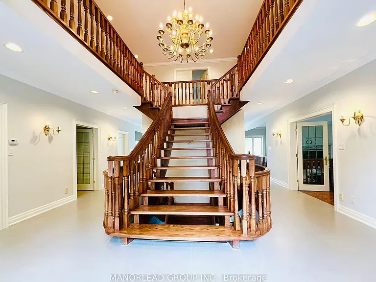 270 Greenbrooke Dr — Photo 9