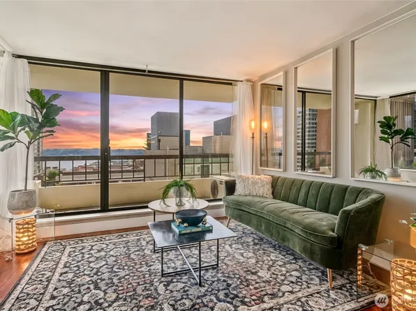 2201 3rd Avenue #1102, Seattle, WA 98121