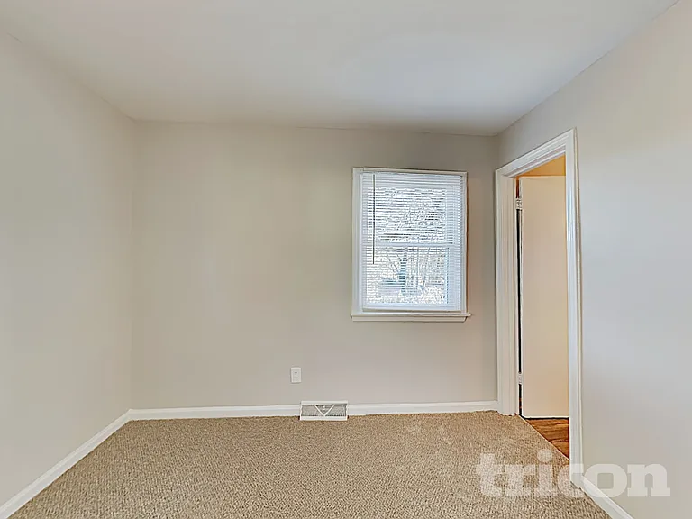 9421 Spruce Pine Pl — Photo 10