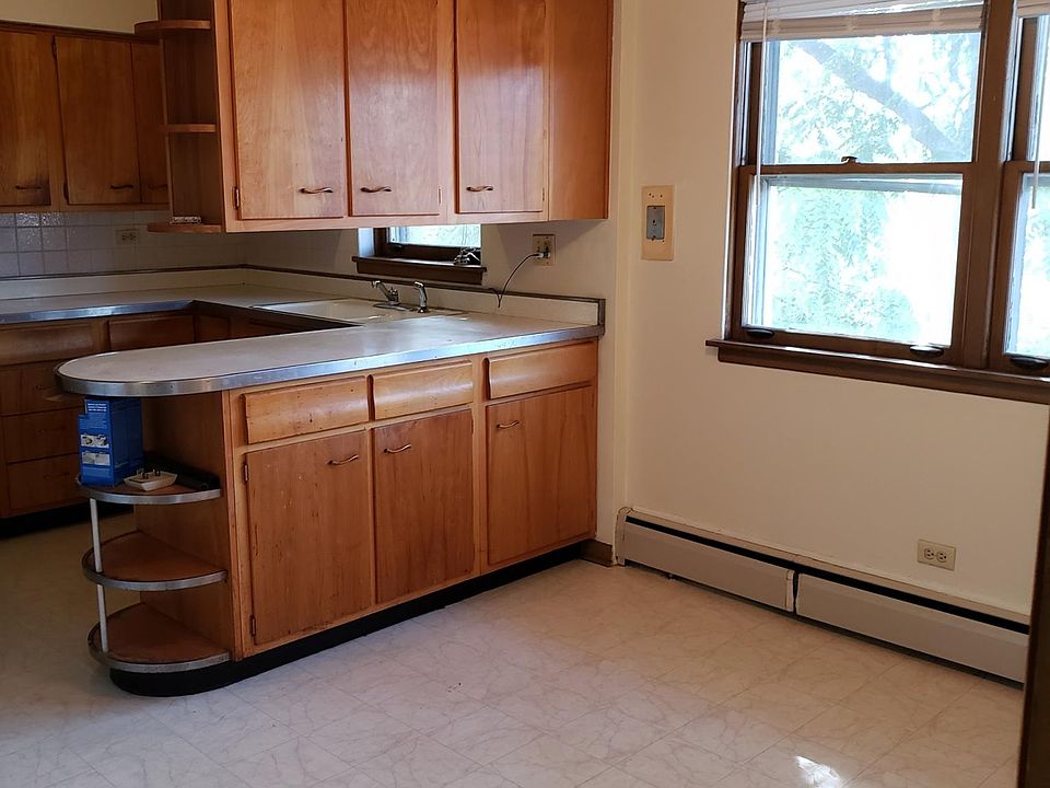1st image of 1 Webb St #Webb1