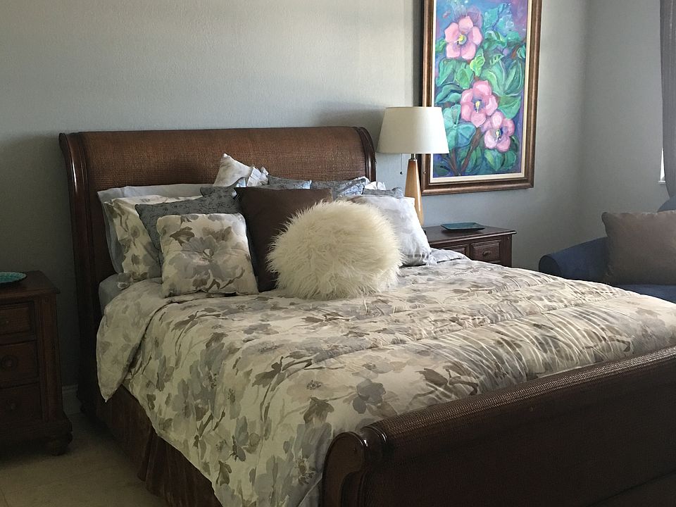 2nd image of 5701 Collins Ave APT 421