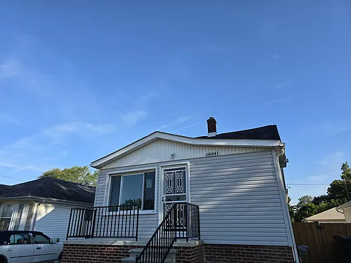 16911 Mayfield St Photo 1