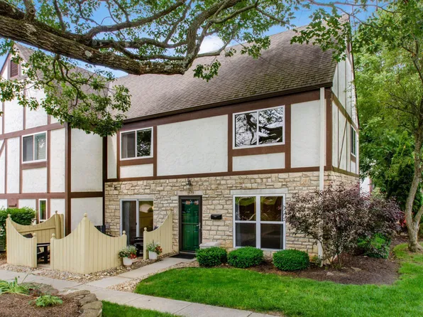 1573 Arlington Ave, Marble Cliff, OH 43212