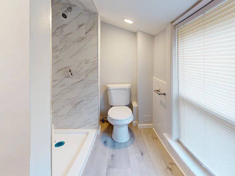 17 Hinckley St #3 — Photo 8