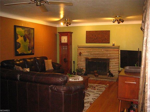 3rd image of 13612 Janell Dr
