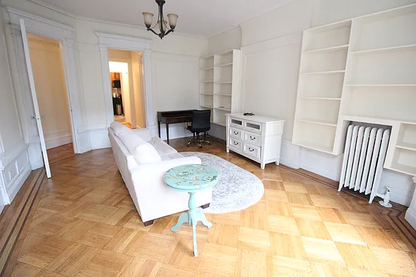 Rented by Luxor Homes & Investment Realty | media 23