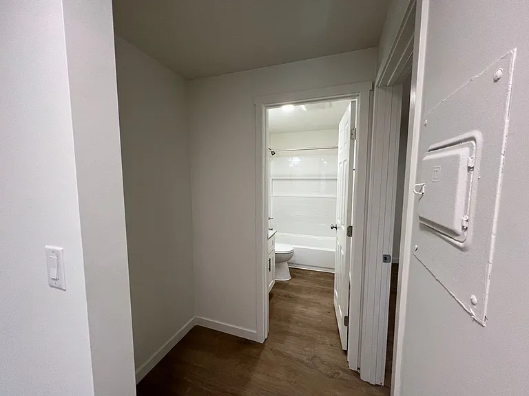 Charles XX Apartments — Photo 14