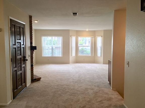 2nd image of 714 G Ave APT B