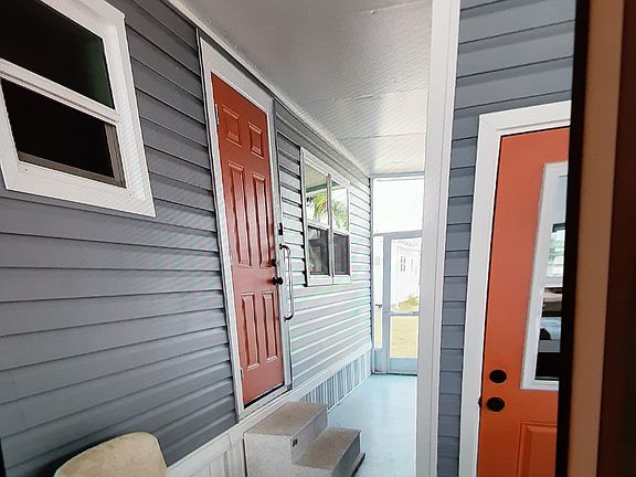 5th image of 26168 Kings Rd