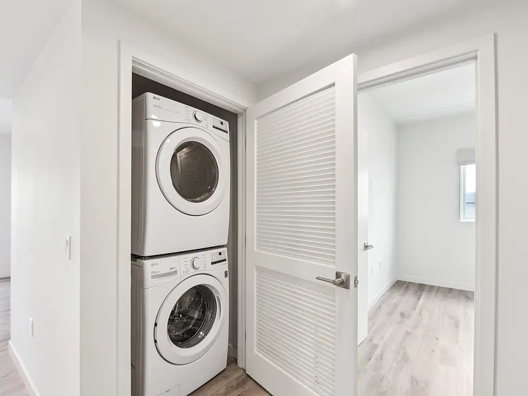 The Dream on Tamarind | Washer & Dryer in Every Unit