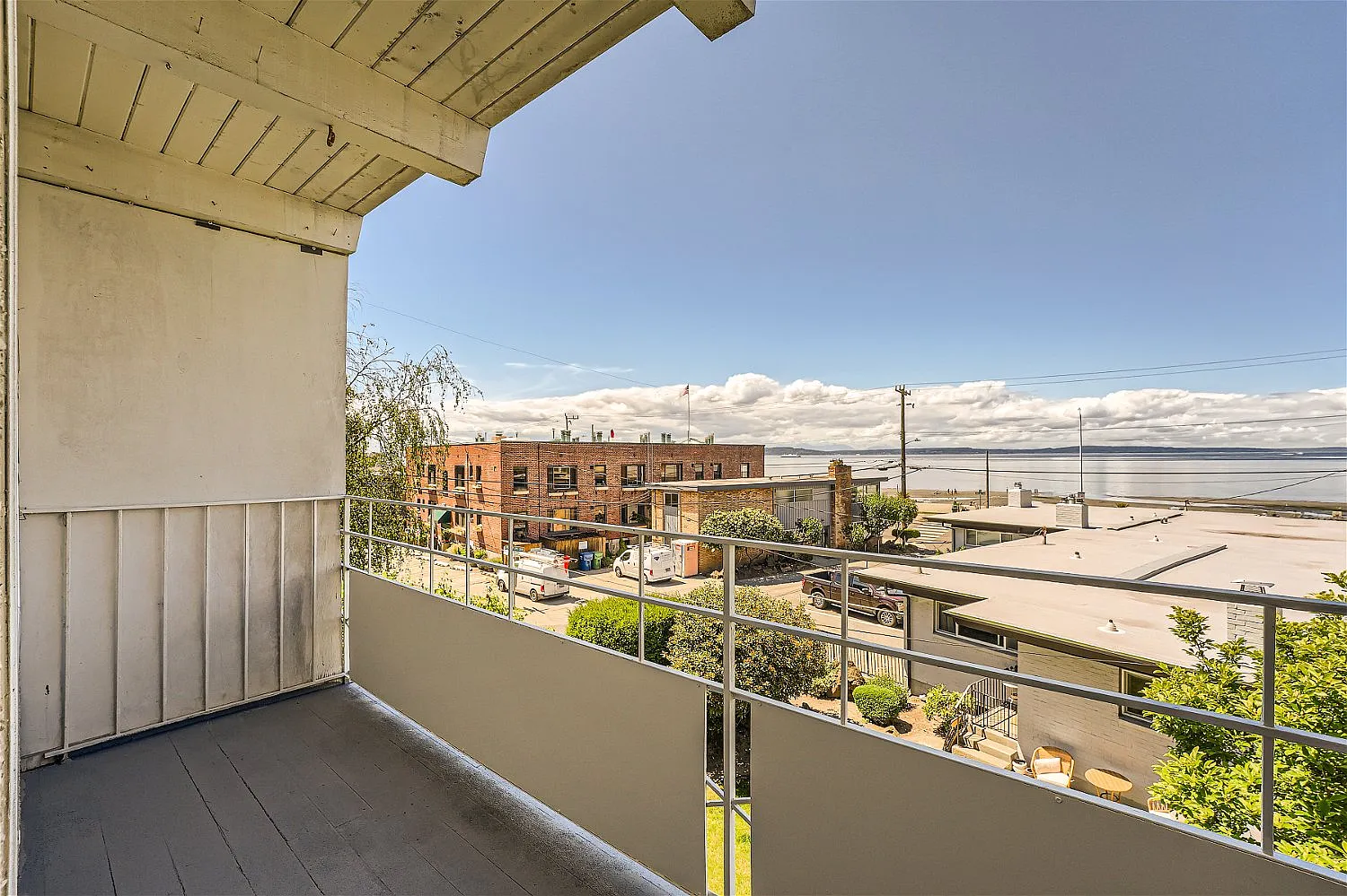 Anne Vista Apartments — Photo 3