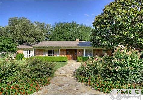 1st image of 3512 Overton Park Dr W