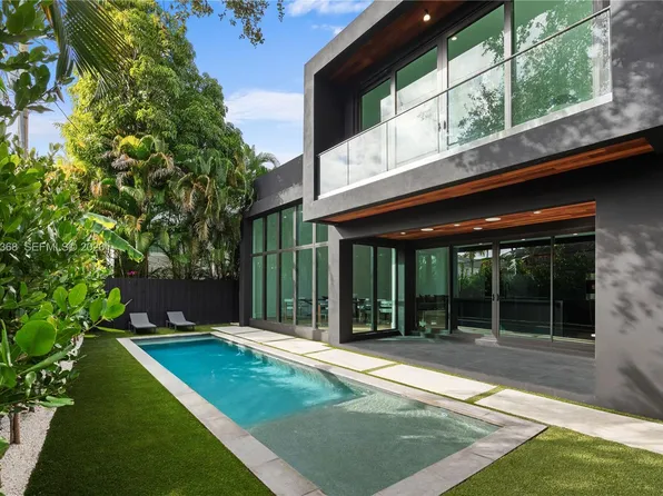 30 NE 50th St, Miami, FL 33137