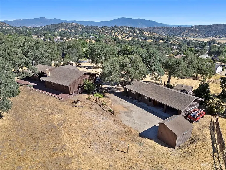24441 Serra Pl — Photo 7
