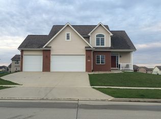 401 NW 13th St, Grimes, IA 50111