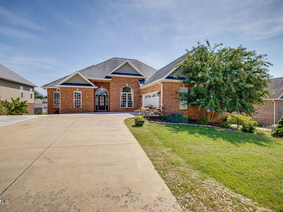 1st image of 310 Sweetgrass Ln