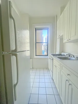 Rented by Brown Harris Stevens | media 1