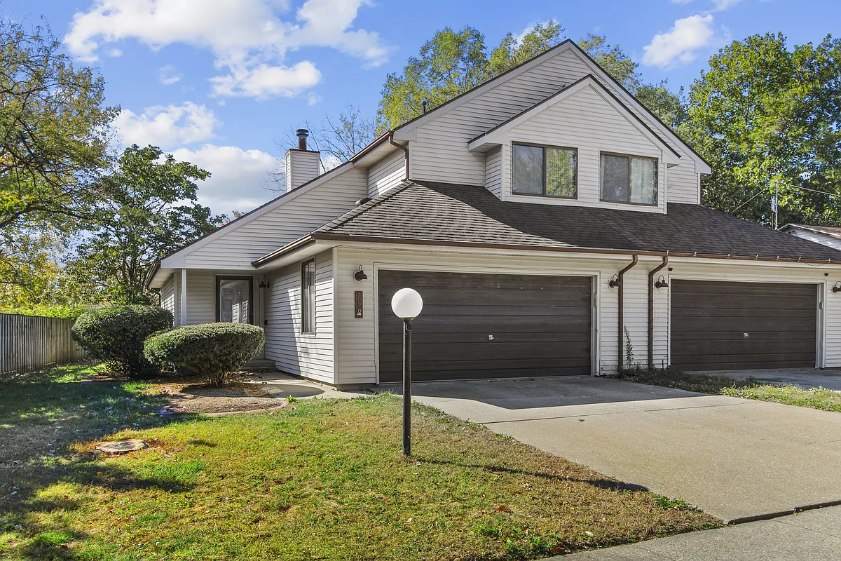 Building Photo - 505 Clearwater Dr #1