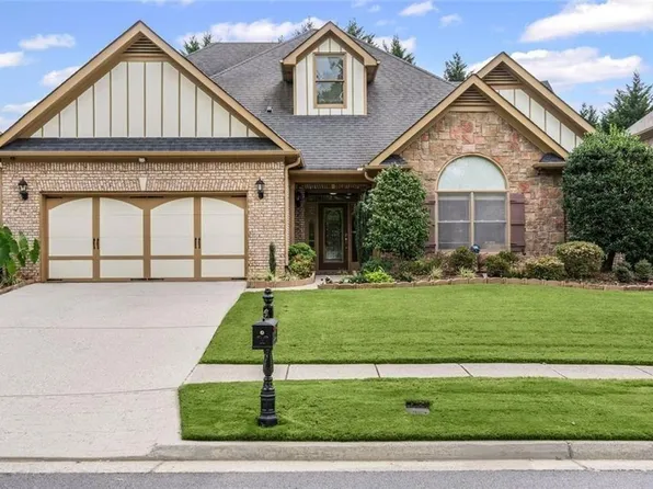 1573 Park Hollow Ln NE, Lawrenceville, GA 30043
