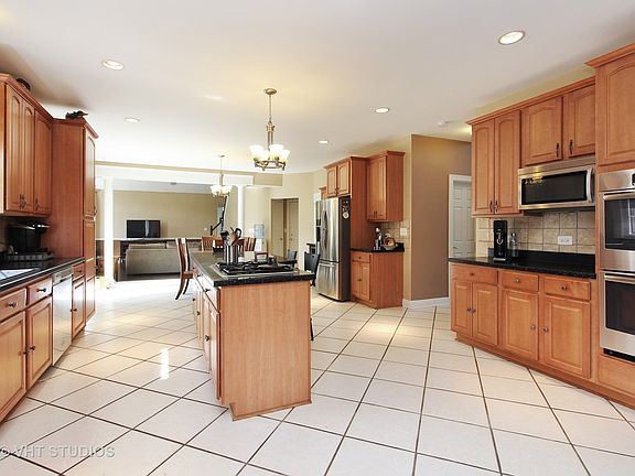 5th image of 26395 N Longmeadow Dr