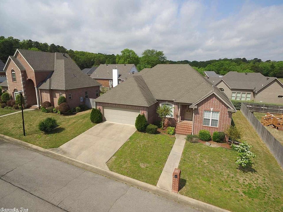 1st image of 223 Hermitage Dr