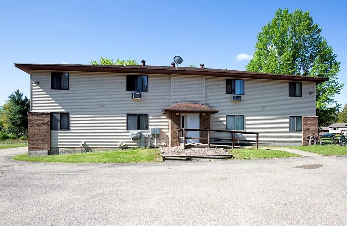 Building Photo - 721 Terrill Rd