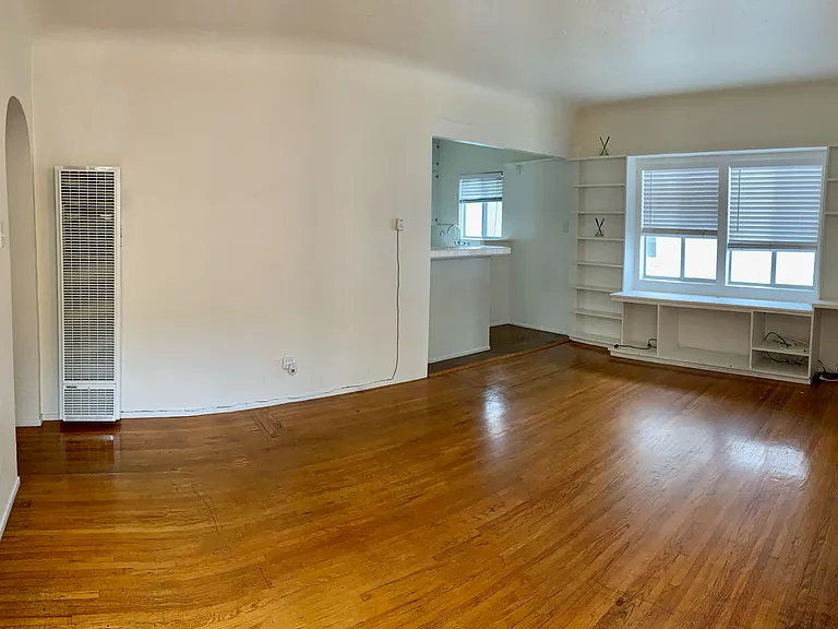 5110 E 1st St #5110 — Photo 7