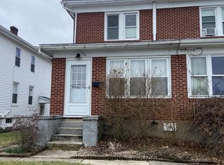 724 8th St, Selinsgrove, PA 17870