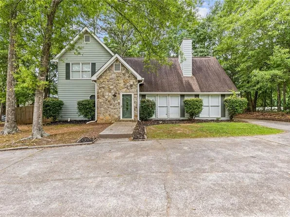 4290 Steeplechase Dr, Powder Springs, GA 30127