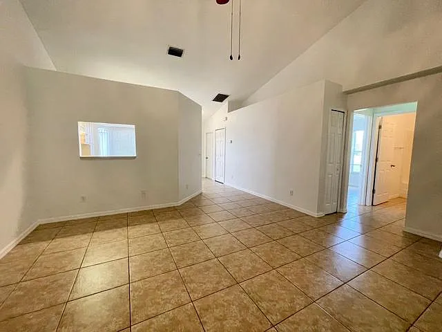 906 Cape Coral Pkwy W — Photo 3