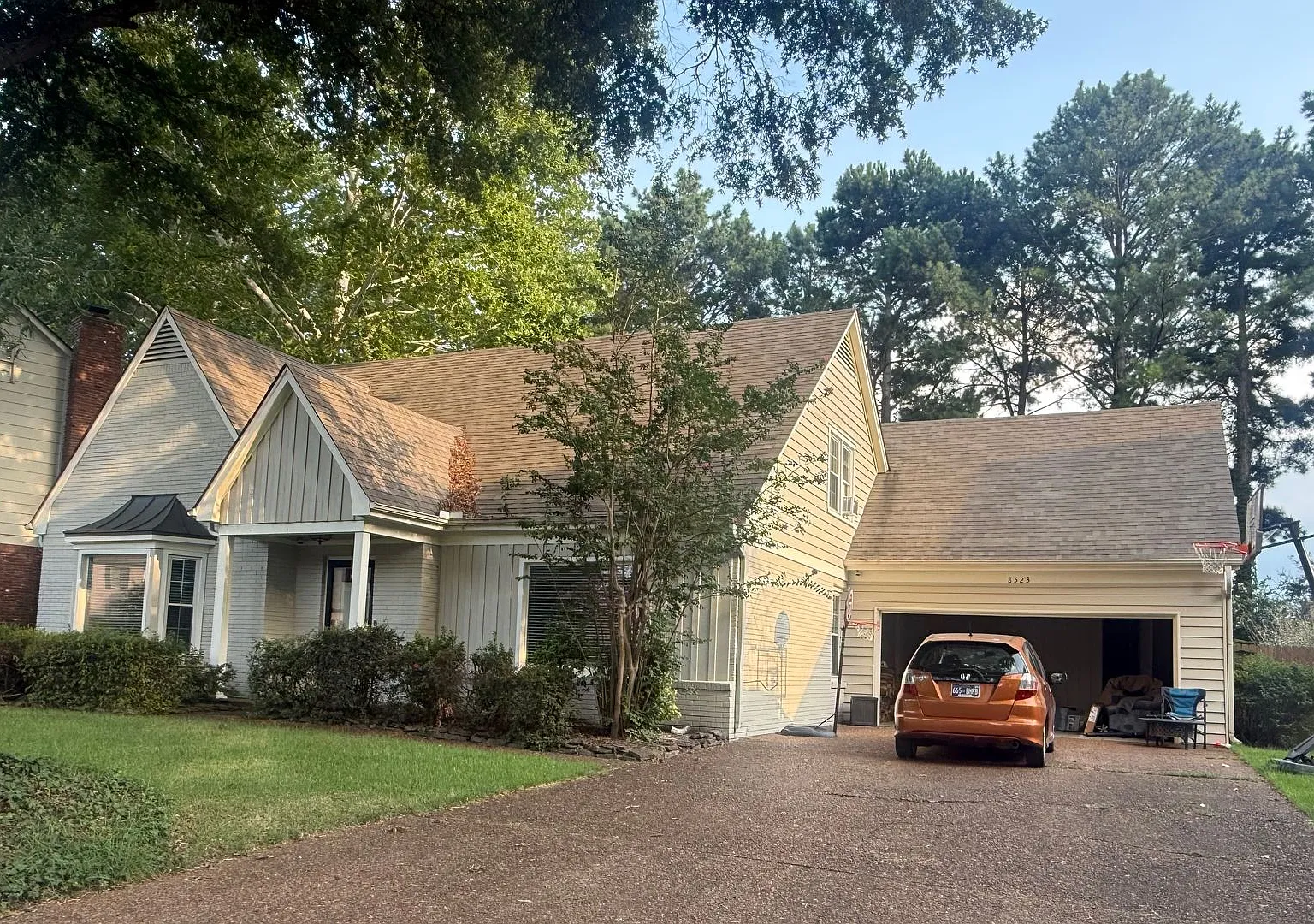 4 bedroom, 2.5 bath home over 2600 square feet near Farmington Elementary School — Photo 2
