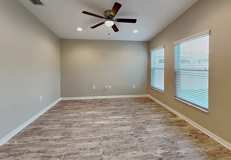 8263 N Campbell Rd — Photo 18