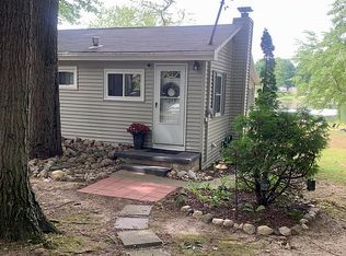 4605 Hunters Trl, Six Lakes, MI 48886