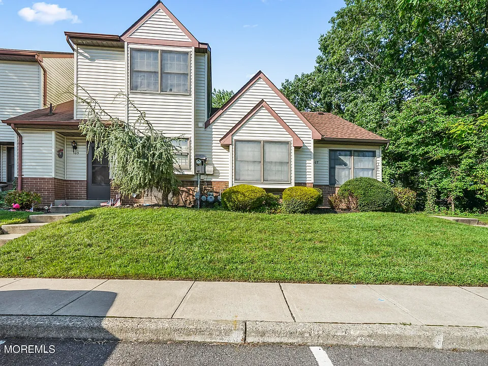 107 Westchester Dr