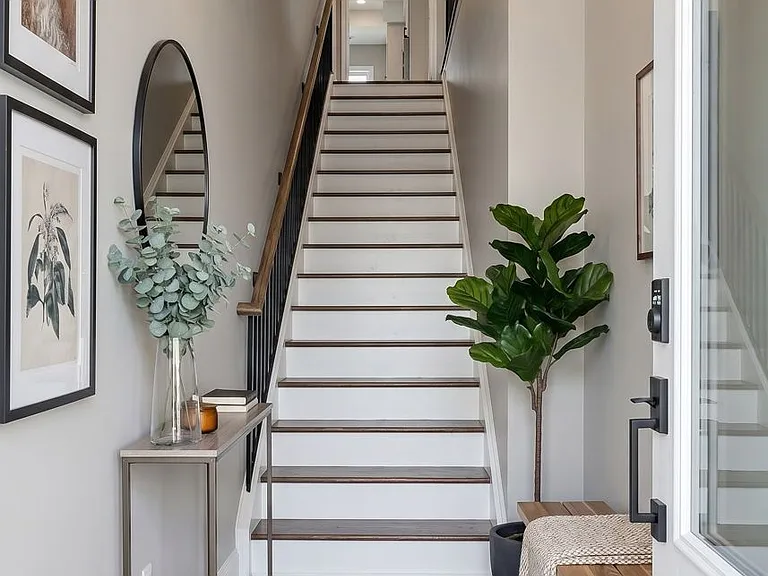 15 Cassidy St #8 — Photo 8