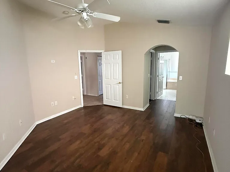 5140 Marla Dr — Photo 3