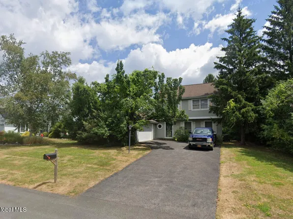 18 Rockefeller Boulevard, Rensselaer, NY 12144