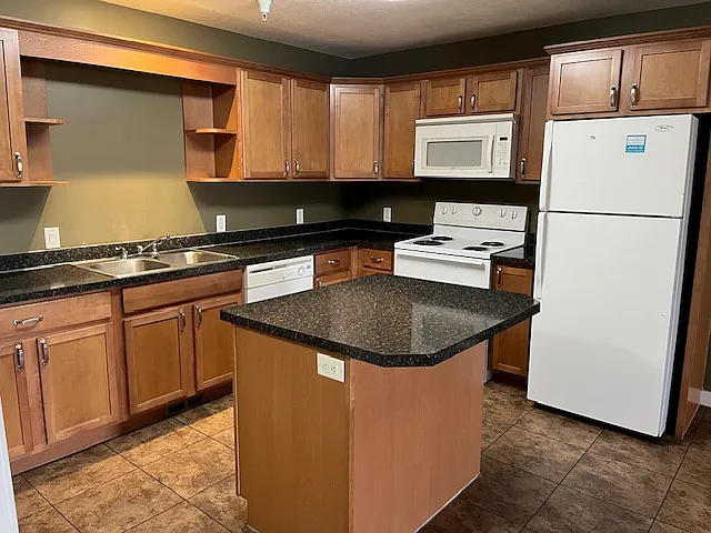 3351 Eastgate Dr #2 — Photo 9