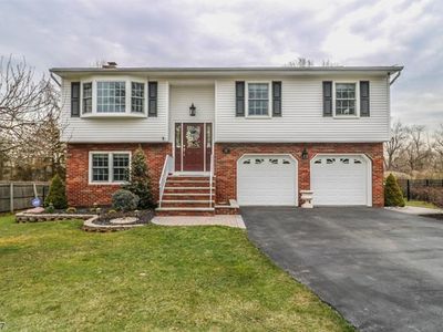 37 1st St, Somerset, NJ, 08873