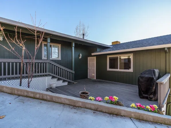 20845 Oman Dr, Soulsbyville, CA 95372