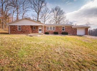 2290 Whispering Valley Rd NE, Lanesville, IN 47136