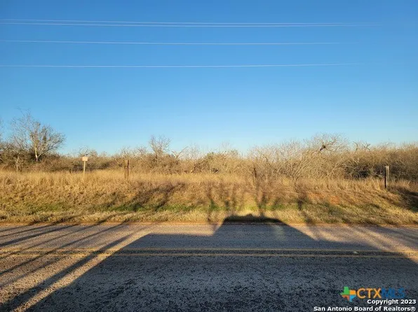 TRACT 13 Fm 1922, Floresville, TX 78114