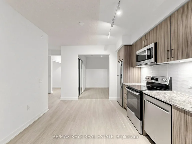 4010 Eglinton Ave W #216 — Photo 6