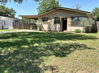 201 Robin Hood Trl, San Angelo, TX 76901