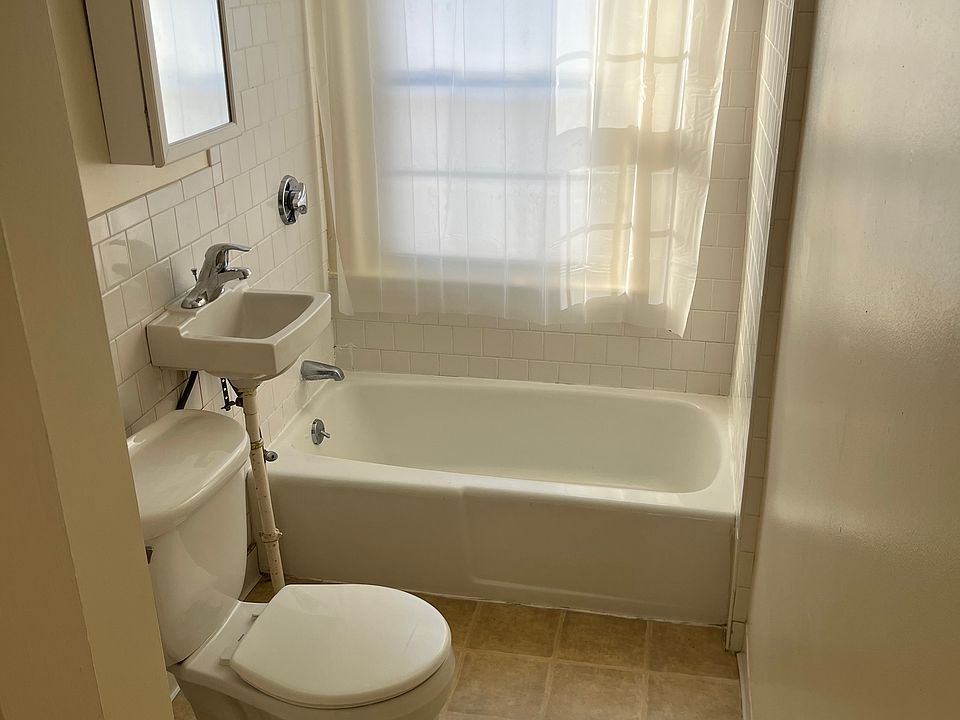 1st image of 1885 Washington St Unit 5