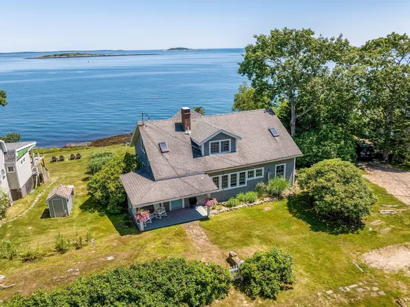 27 Goodwin Lane, Harpswell, ME 04066