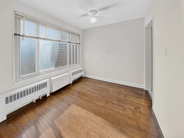 810 Kennedy St NW #302 — Photo 7