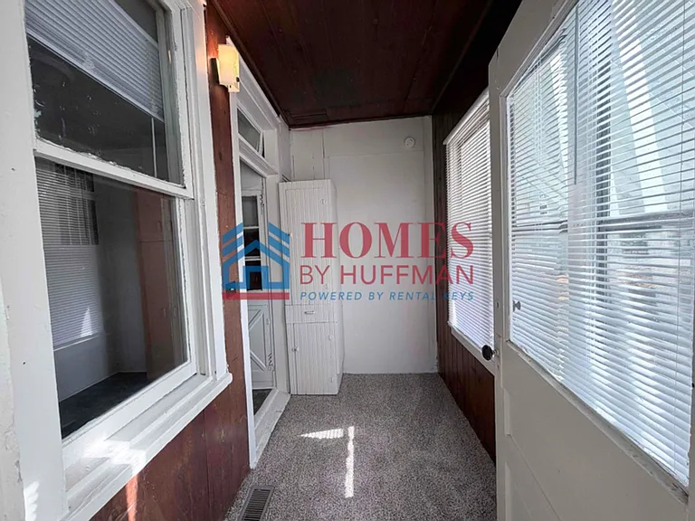 331 South Barker Avenue — Photo 3