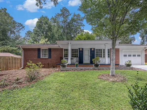 3880 Admiral Dr, Atlanta, GA 30341